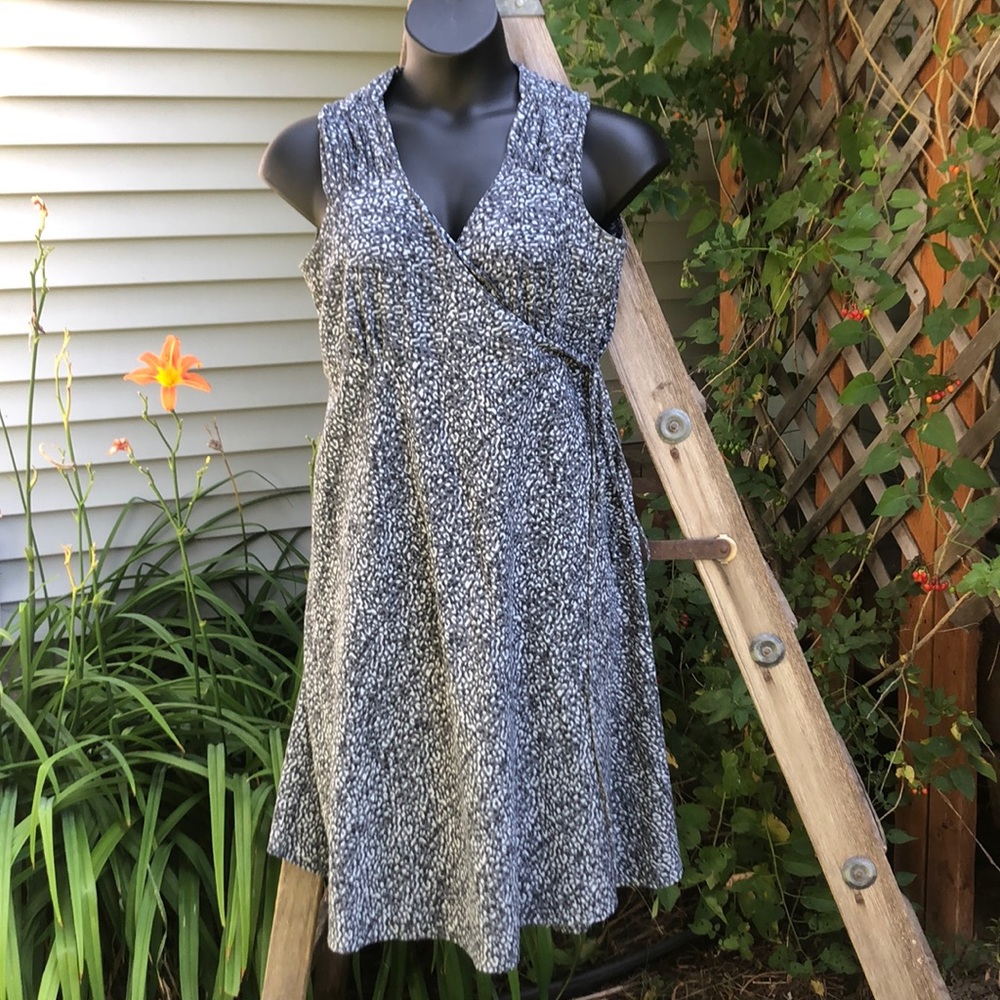 Gap Maternity leopard print wrap dress